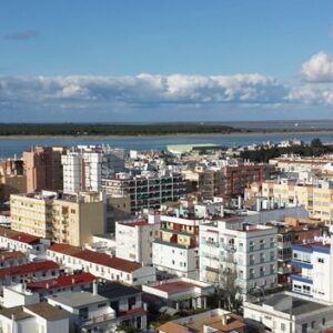 Sanlúcar, al fondo desembocadura río Guadalquivir