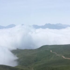 Más altos que las nubes