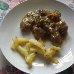 Carne de cerdo en salsa