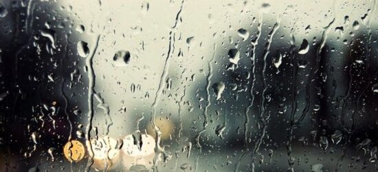 Llueve y llueve